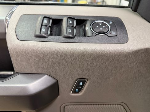 Used 2020 Ford F150 XLT w/ Equipment Group 302A Luxury AWD/4WD image 14