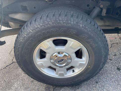 Used 2014 Ford F150 XLT image 13