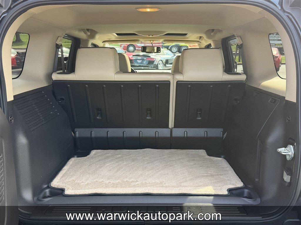 Used 2009 HUMMER H3 Alpha AWD/4WD image 18