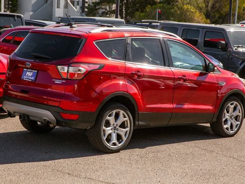 Used 2018 Ford Escape Titanium w/ Ford Safe & Smart Package image 5