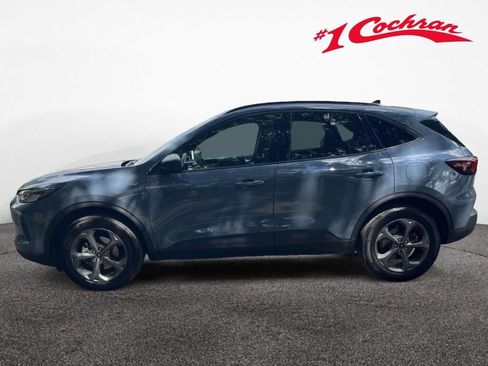 Used 2025 Ford Escape ST-Line w/ Cold Weather Package AWD/4WD image 11