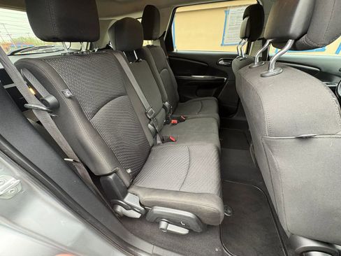 Used 2018 Dodge Journey SE w/ Popular Equipment Group image 13