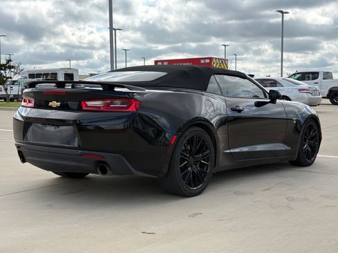 Used 2018 Chevrolet Camaro SS RWD image 7