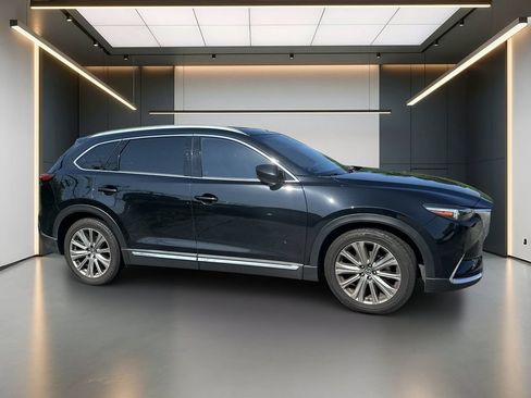 Used 2023 MAZDA CX-9 Signature AWD/4WD image 11