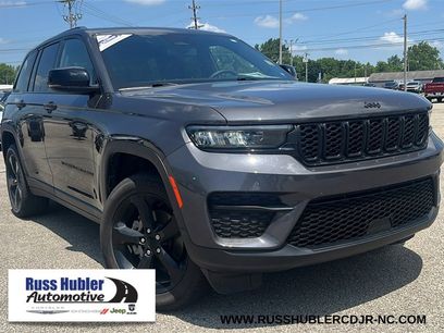 Used 2023 Jeep Grand Cherokee Altitude
