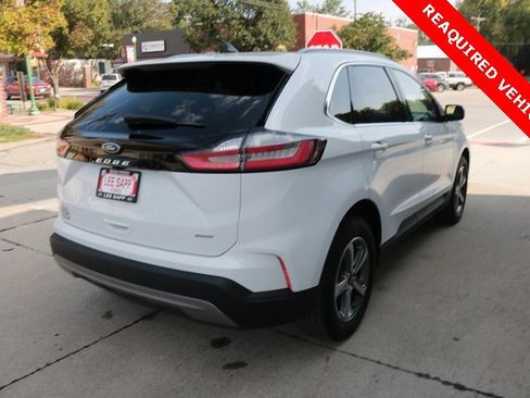 Used 2022 Ford Edge SEL w/ Convenience Package image 12