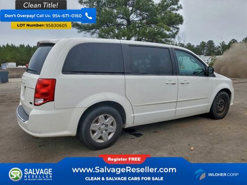 Used 2012 Dodge Grand Caravan SE image 4