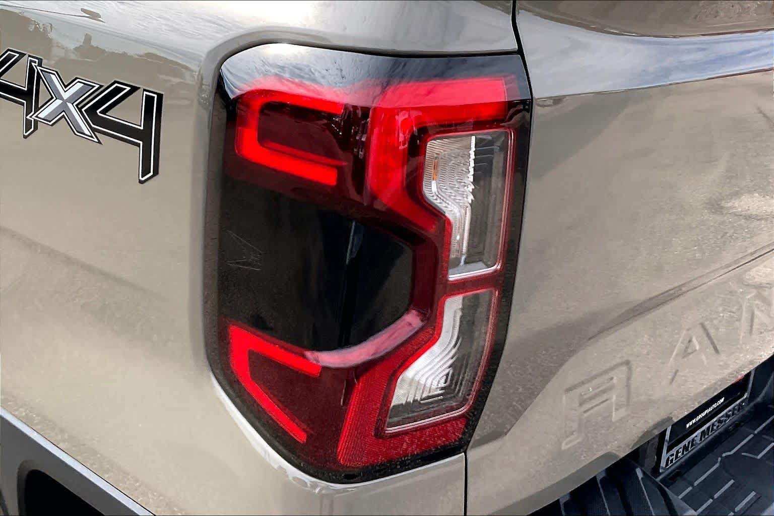 New 2026 Ford Ranger Lariat w/ Black Appearance Package AWD/4WD image 14