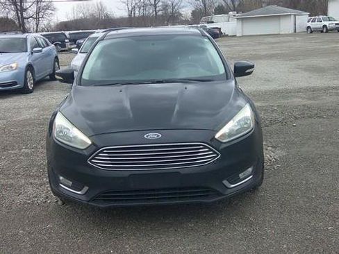 Used 2015 Ford Focus Titanium w/ Titanium Cold Weather Package FWD image 2