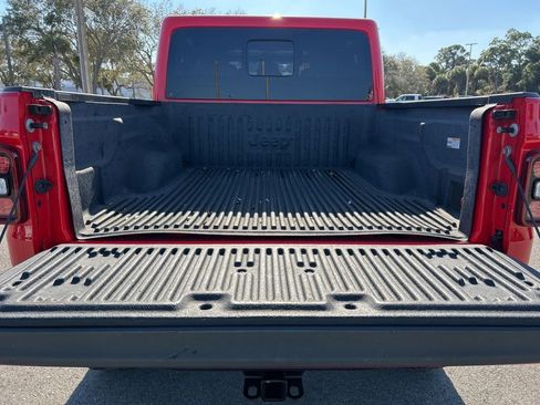 Used 2020 Jeep Gladiator Overland image 51