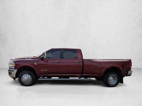 Used 2022 RAM 3500 Laramie image 8
