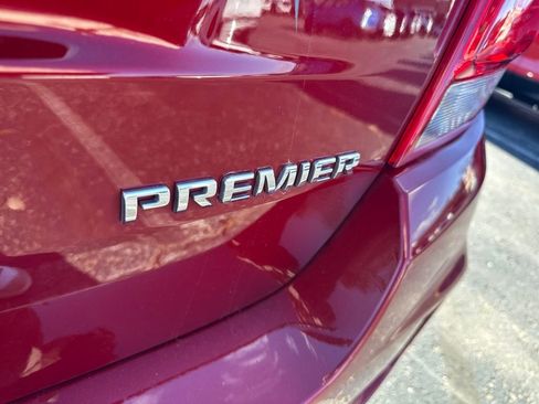 Certified 2020 Chevrolet Trax Premier image 25