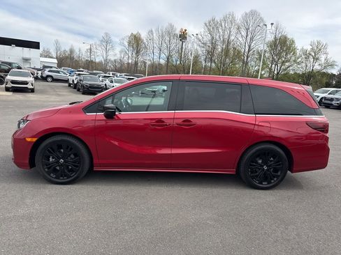 Used 2025 Honda Odyssey Sport-L image 2