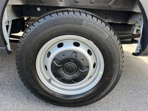 New 2025 Ford Transit 250 148 Medium Roof image 11