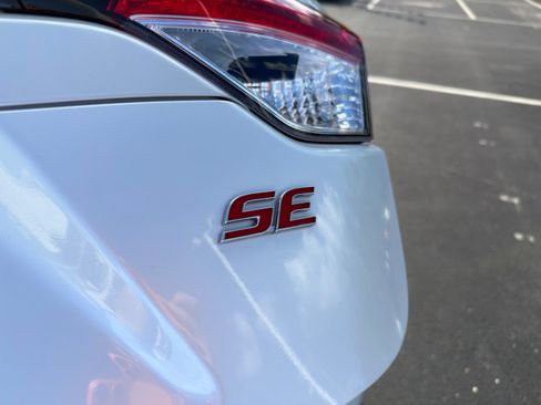 Used 2025 Toyota Corolla SE FWD image 27