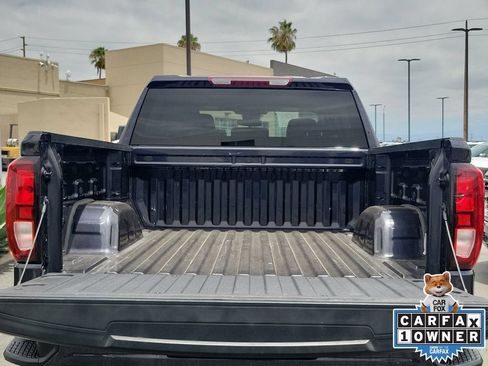 Used 2023 GMC Sierra 1500 Elevation AWD/4WD image 9