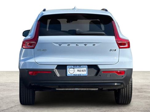 New 2026 Volvo XC40 B5 Plus w/ Protection Package Premier AWD/4WD image 8