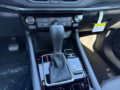 New 2026 Jeep Compass Limited image 11