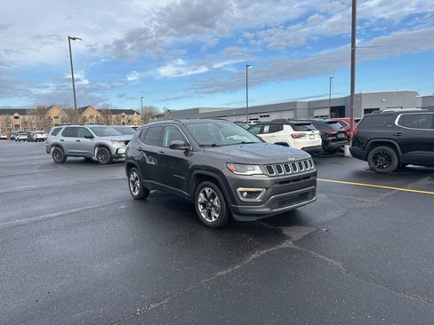 Used 2020 Jeep Compass Limited w/ Safety & Security Group image 3