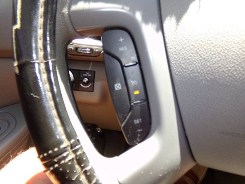 Used 2017 Chevrolet Traverse LS FWD image 56
