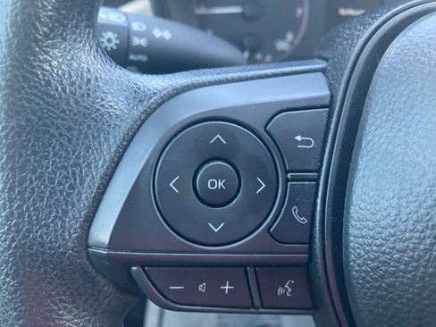 Used 2025 Toyota Corolla LE FWD image 16