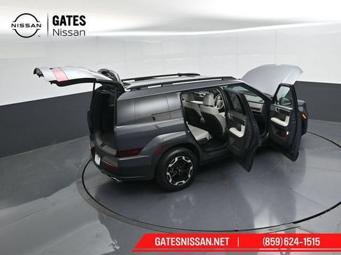 Used 2025 Hyundai Santa Fe SEL AWD/4WD image 55