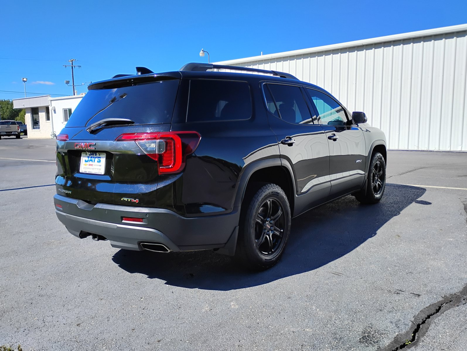 Used 2021 GMC Acadia AT4 w/ Technology Package AWD/4WD image 7