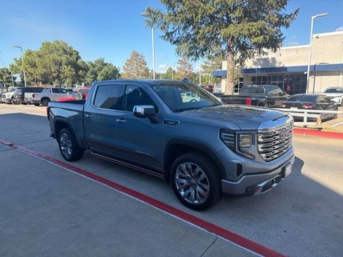 Used 2025 GMC Sierra 1500 Denali w/ Denali Reserve Package AWD/4WD image 8