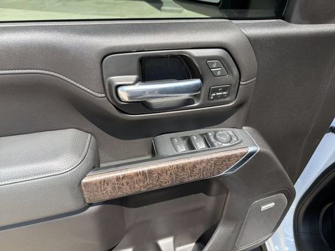 Used 2022 GMC Sierra 2500 Denali AWD/4WD image 15