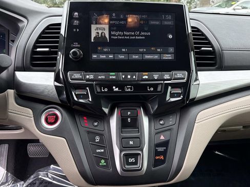 Used 2024 Honda Odyssey EX-L image 34