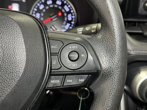 Used 2019 Toyota RAV4 LE w/ All Weather Liner Package AWD/4WD image 24