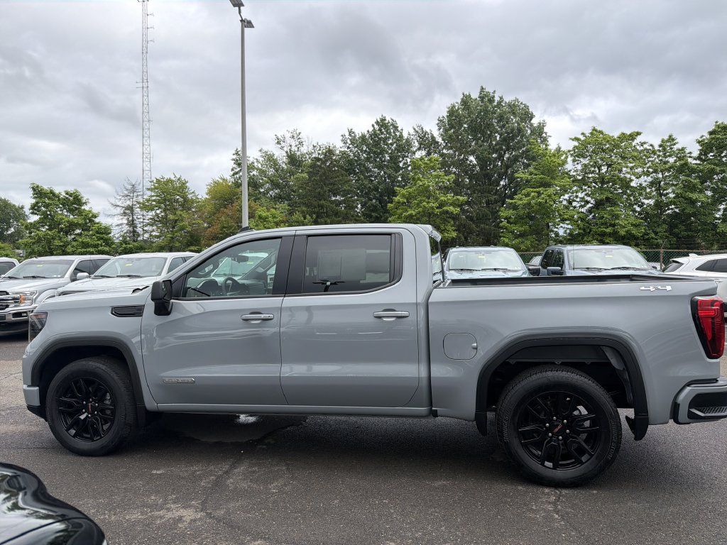 Used 2024 GMC Sierra 1500 Elevation AWD/4WD image 2