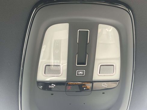 New 2026 Volvo XC90 T8 Plus w/ Protection Package Premier AWD/4WD image 22