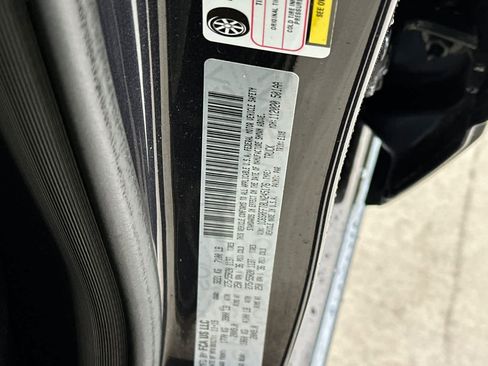 Used 2020 RAM 1500 Big Horn image 32