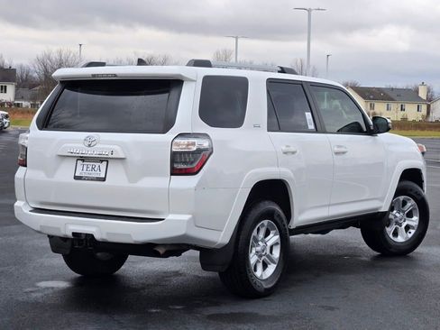 Used 2023 Toyota 4Runner SR5 Premium image 11
