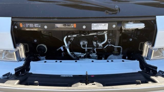 Used 2024 Chevrolet Brightdrop 600 w/ Battery Pack, Max Range AWD/4WD image 8