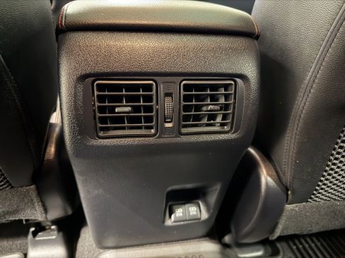 Used 2021 Toyota 4Runner Venture w/ Moonroof Package image 31