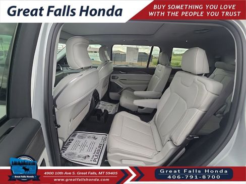 Used 2021 Jeep Grand Cherokee L Overland w/ Advanced Protech Group III AWD/4WD image 14