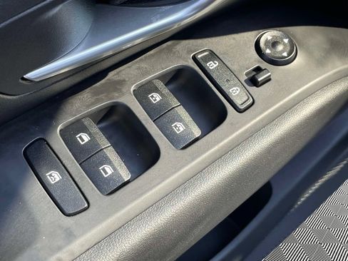 Used 2023 Hyundai Tucson SEL FWD image 18