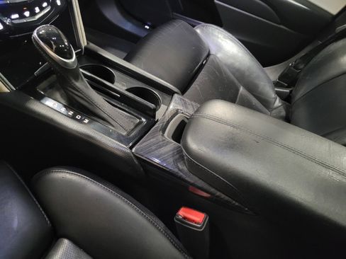 Used 2013 Cadillac XTS Platinum image 26