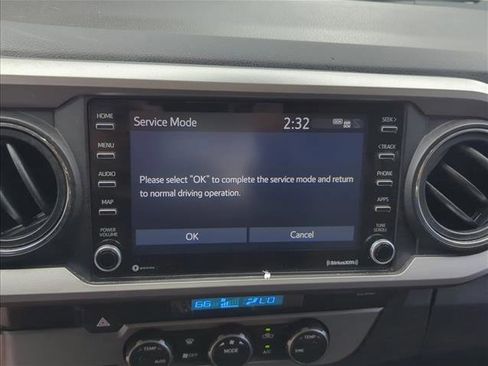 Certified 2021 Toyota Tacoma SR5 RWD image 21
