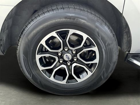 Certified 2023 Ford Expedition Max XLT image 37