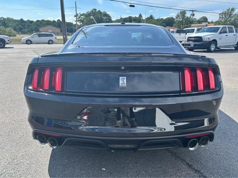 Used 2016 Ford Mustang Shelby GT350 w/ Technology Package RWD image 7