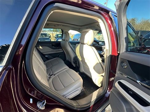 Used 2020 Lincoln Corsair Reserve image 17