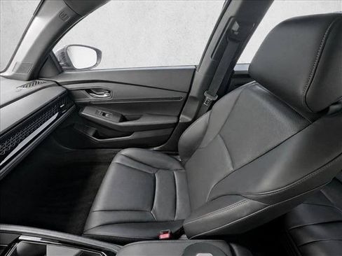 Used 2023 Honda Accord Sport image 19