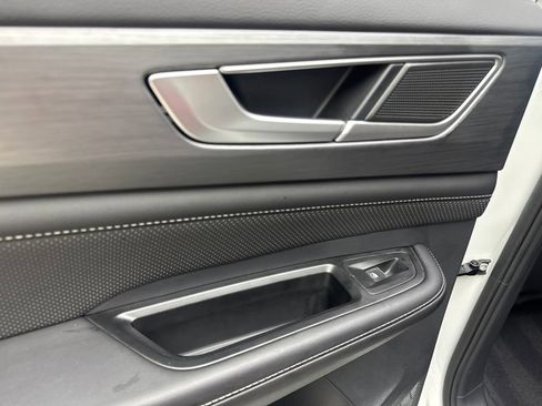 Used 2024 Volkswagen Atlas Cross Sport SE image 39