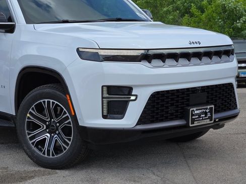 New 2026 Jeep Grand Wagoneer L 4WD w/ Premium Group I image 2