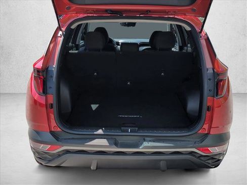 Certified 2023 Hyundai Tucson SE image 7