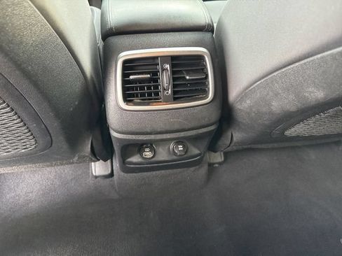 Used 2020 Kia Sorento FWD V6 image 13