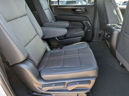 New 2026 Chevrolet Suburban High Country w/ Sun And Tow Package AWD/4WD image 24
